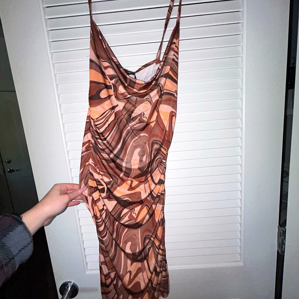 PRETTY LITTLE THING // midi dress // BRAND NEW